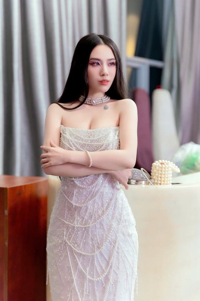 Hình sex Linh Miu khó cưỡng