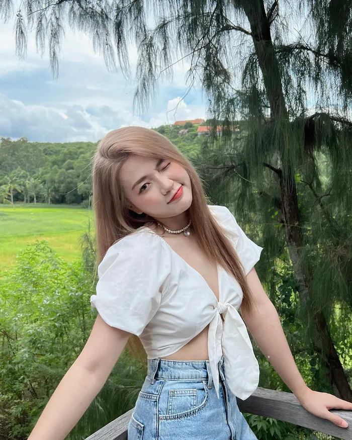 vẻ đẹp cực dịu dàng của hot girl an vy khiến anh em chú ý