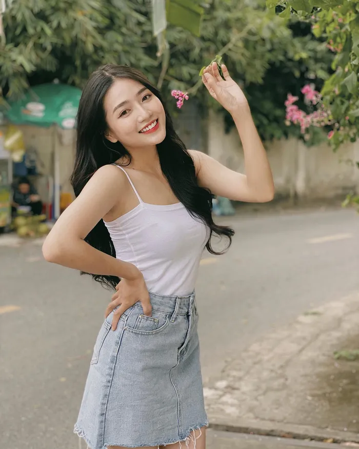 an vy faptv sexy với phong cách cực dịu dàng