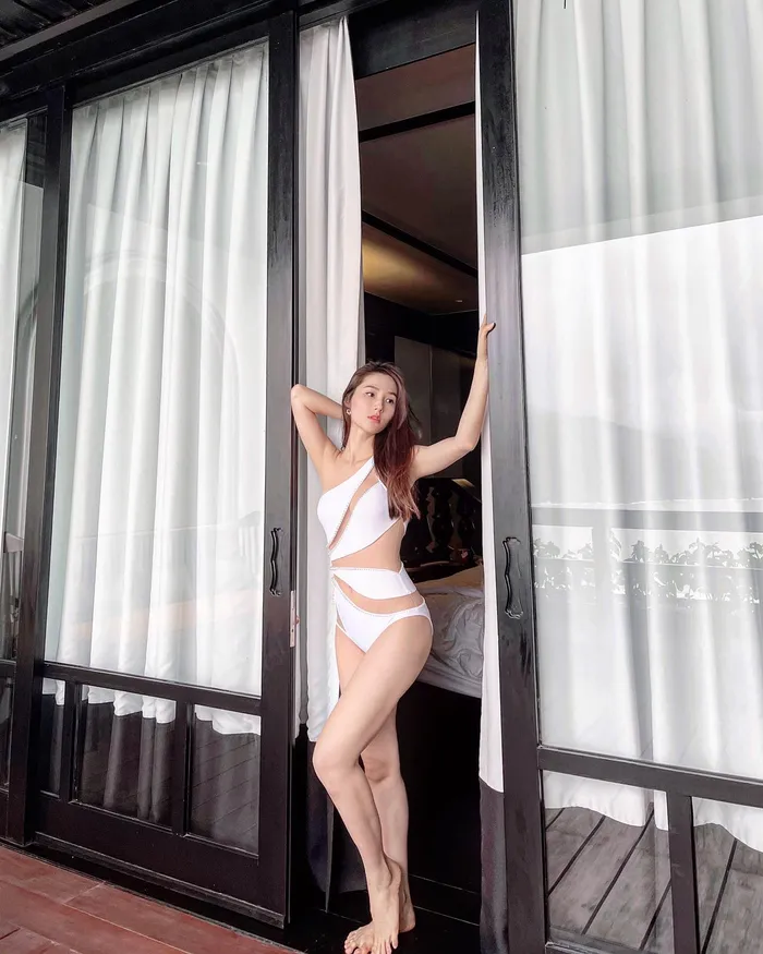 diễm my 9x bikini nổi bật vóc dáng cực đẹp