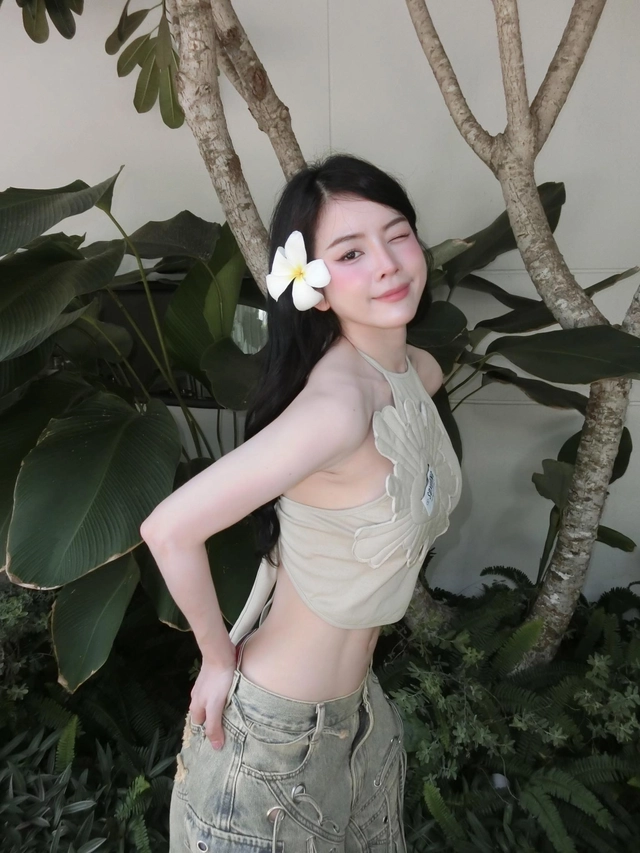 DJ Mie xinh đẹp quyến rũ mê hoặc phái mạnh