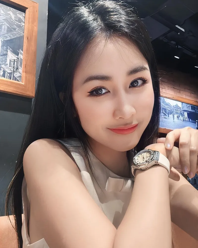 Ảnh DJ Trang Moon xinh với nụ cười tỏa nắng