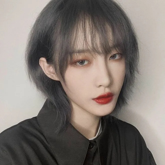 Ảnh gái ngầu với phong cách đầy bí ẩn