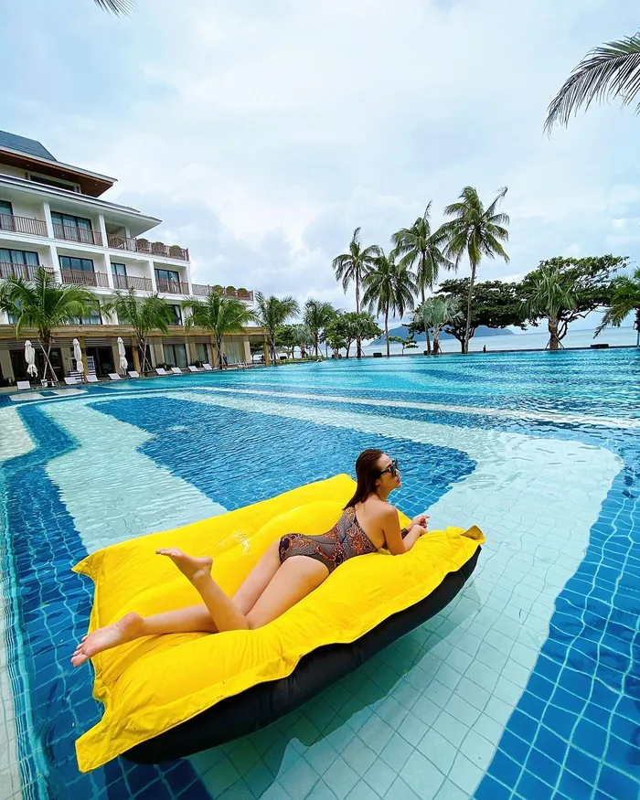 bộ ảnh huyền lizzie sexy cực hot