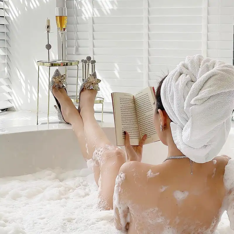 ảnh ngọc trinh nude gợi cảm