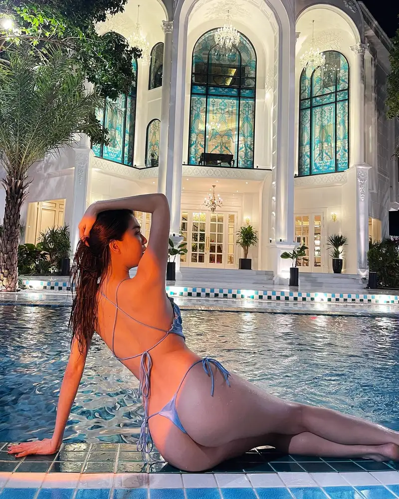 ảnh khỏa thân ngọc trinh nóng bỏng