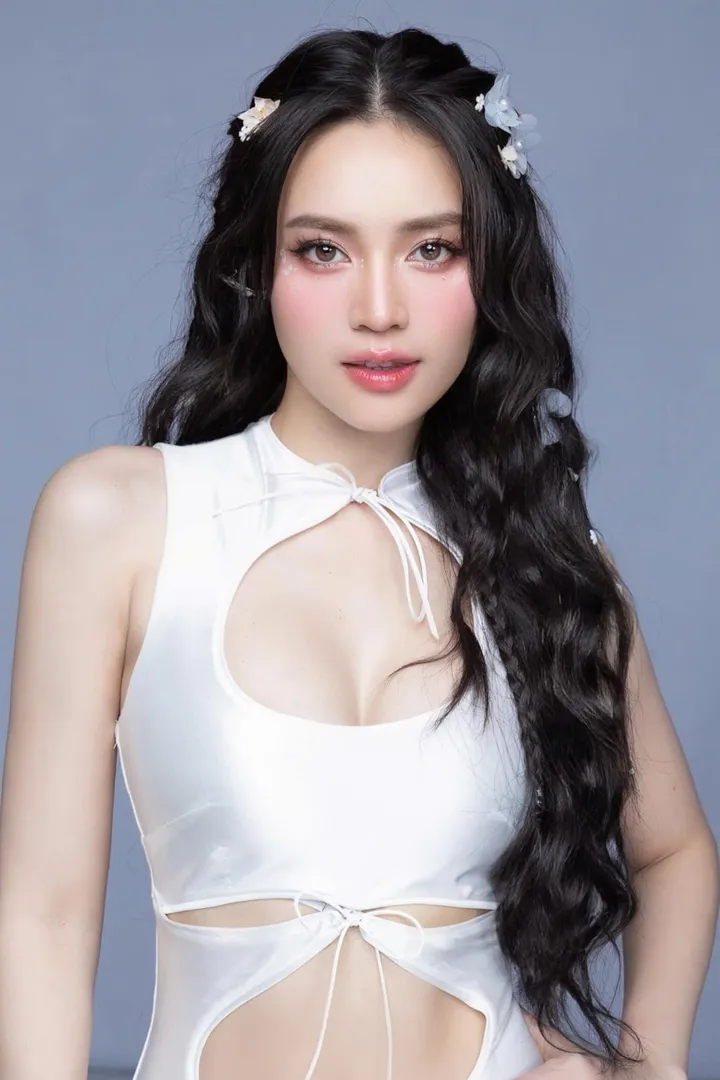 Nhan sắc đẹp tựa thiên thần của Ninh Dương Lan Ngọc