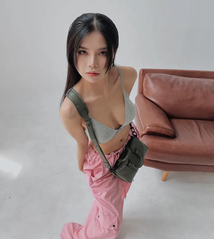 mc mai dora luôn sexy trong những bức ảnh