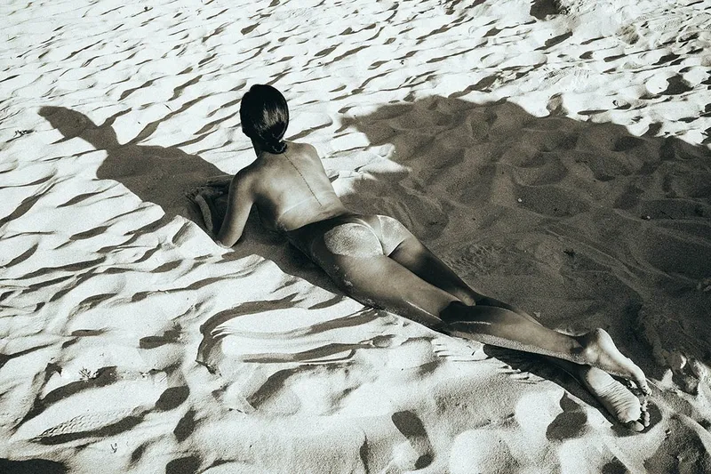 Ảnh nghệ thuật khỏa thân ngọt nước