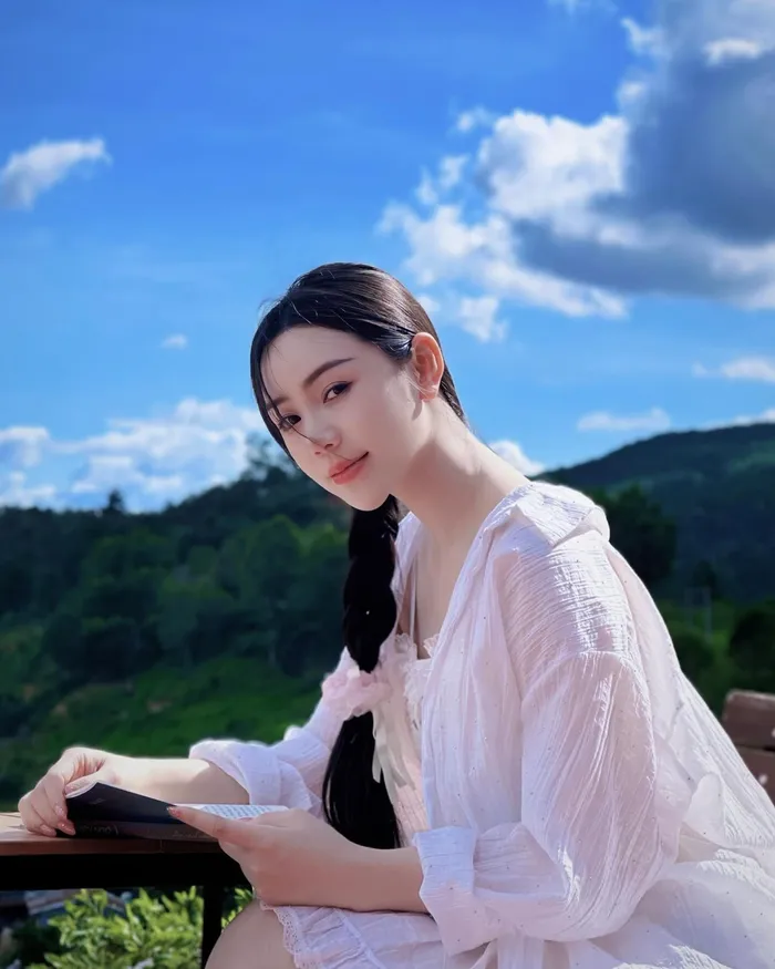 quỳnh kool nude táo bạo