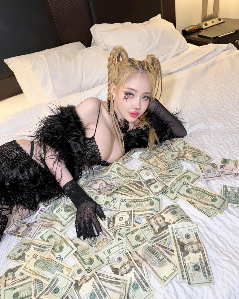 Ảnh sexy Ngân 98 nóng bỏng