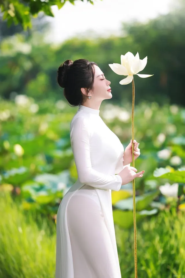 ảnh nude áo dài dâm dục