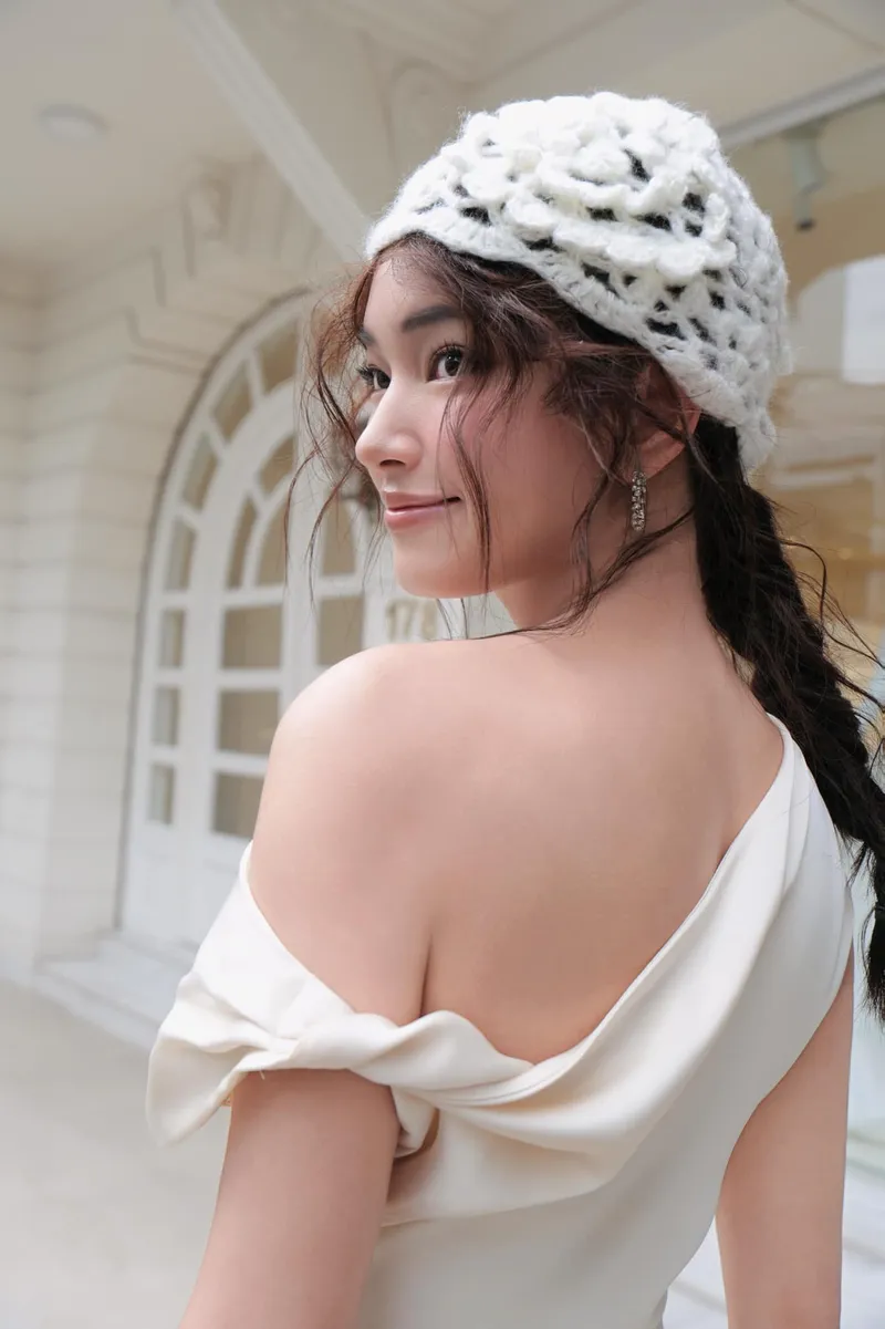 Châu Bùi nude dâm dục