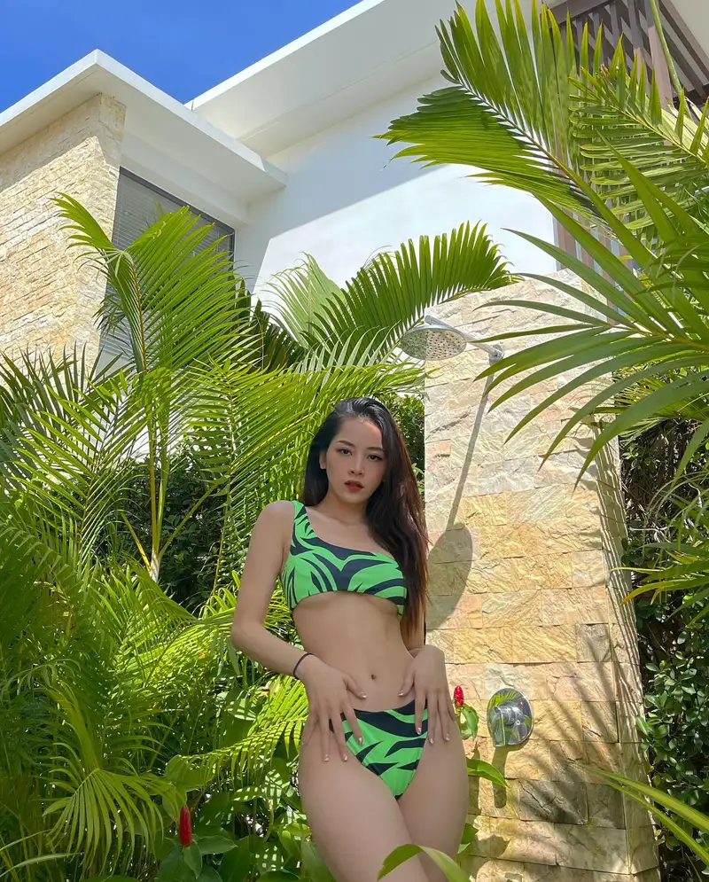 Thân hình cực khiêu gợi khiến anh em mê mẩn