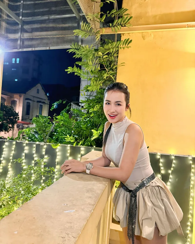 DJ Trang Moon sex với phong cách sexy