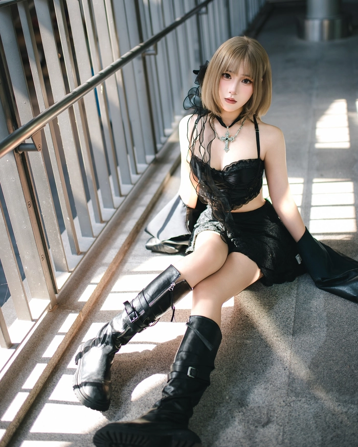 Body thanh mảnh gợi cảm gạ chịch người xem