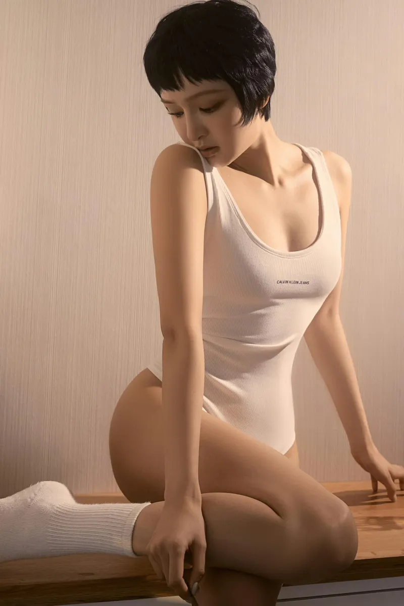 Vóc dáng nuột nà gạ tình người xem