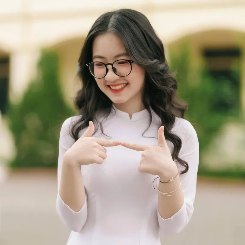 Hình nền gái xinh 4K, nét sắc