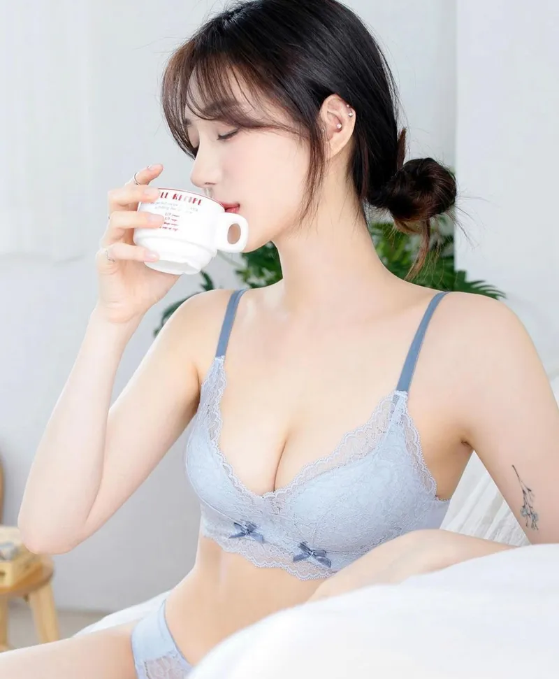 Hình nền điện thoại gái xinh 4K lôi cuốn