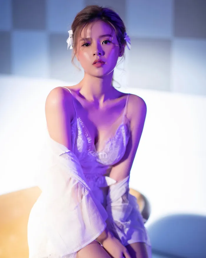 hình ảnh midu mặc Äá» cá»±c sexy