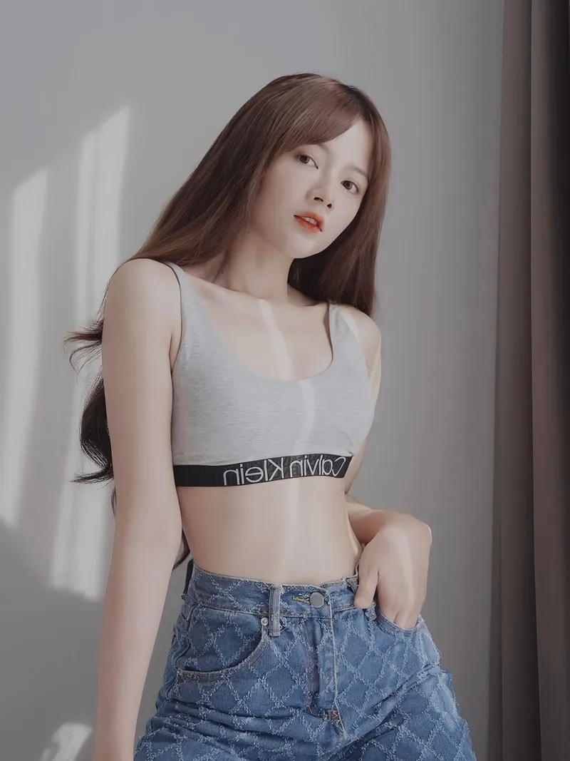 Ngắm Lan Hương FAPtv bikini trong từng khoảnh khắc đáng nhớ