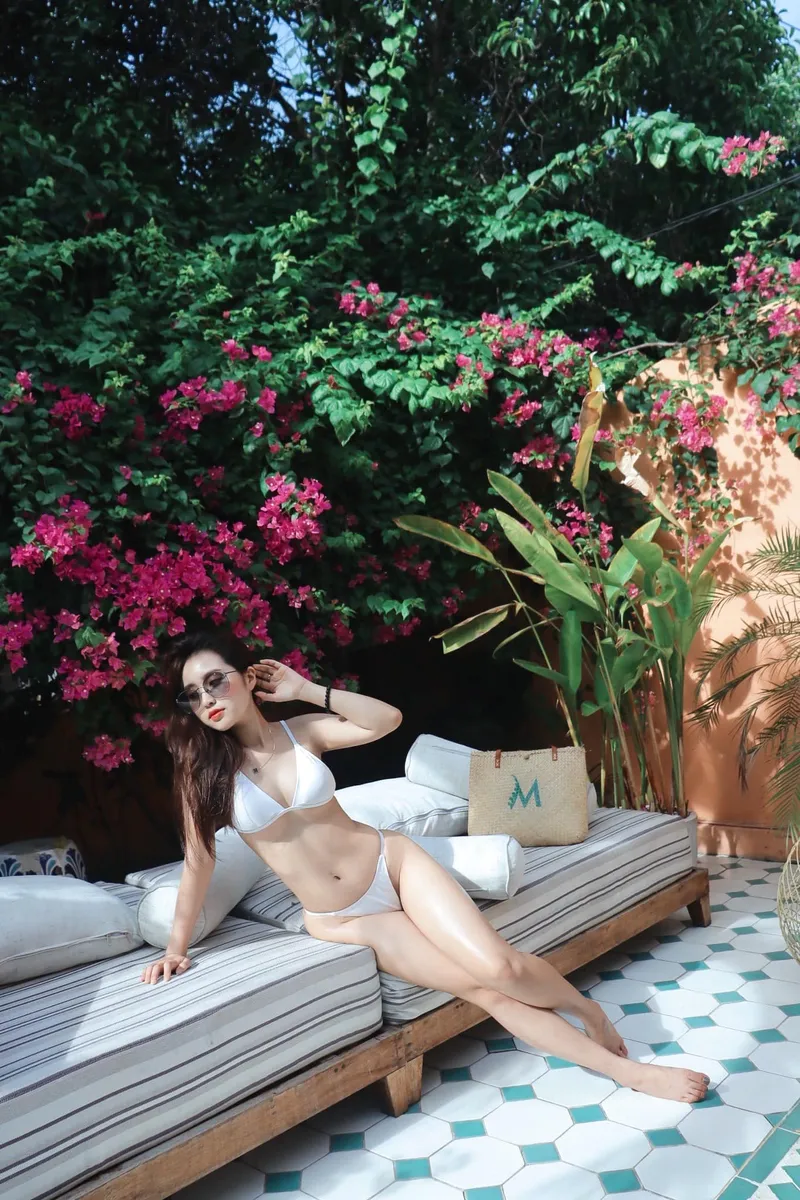 Lê Phương Anh bikini sexy