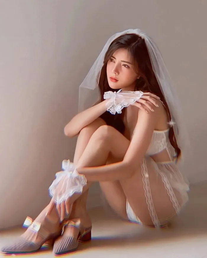 lilly luta cực nứng