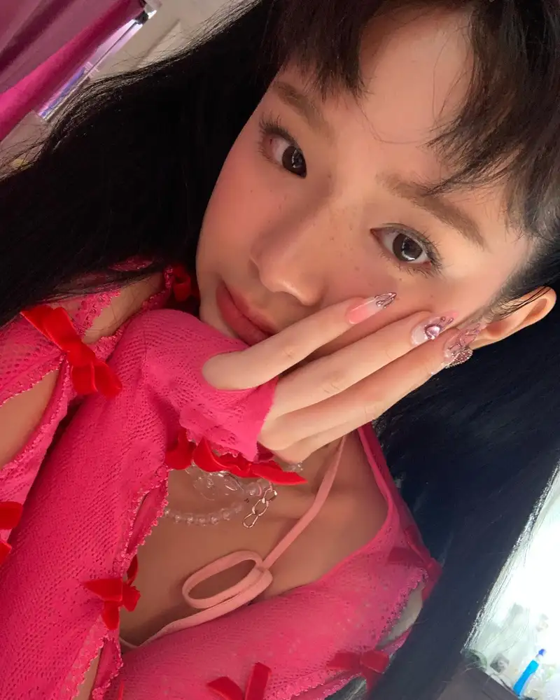 Ảnh Linh Ka đáng yêu cute