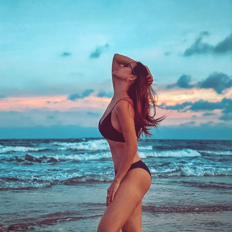 Nam Thư nude gợi cảm