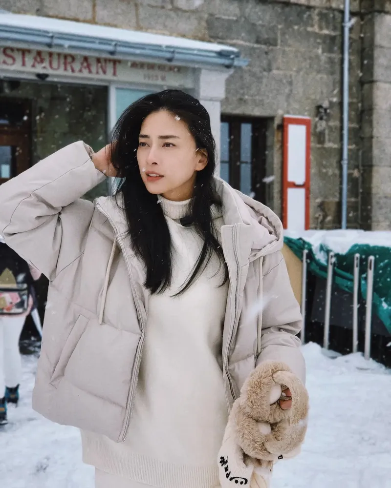 Bộ sưu tập ảnh Ngô Thanh Vân khoe trọn nhan sắc và vóc dáng hoàn hảo