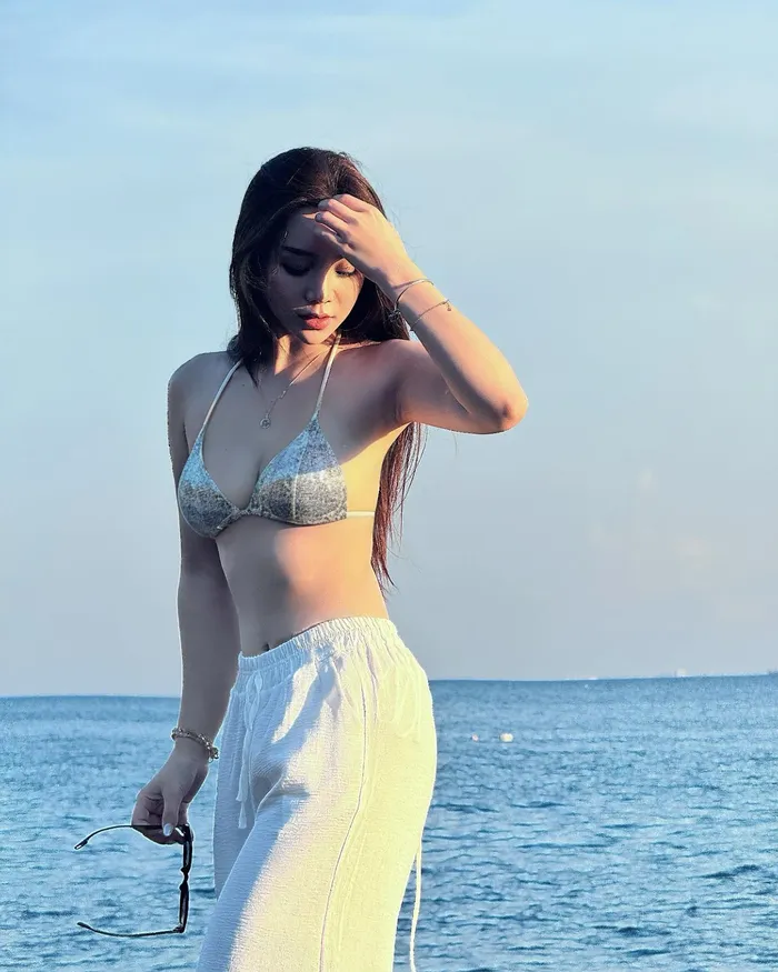 quỳnh kool sexy táo bạo