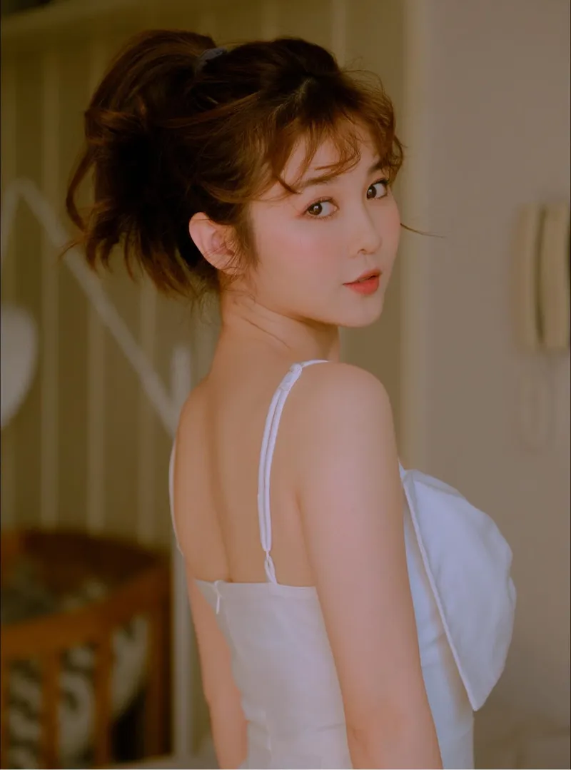 Ribi Sachi xinh đẹp tựa thiên thần