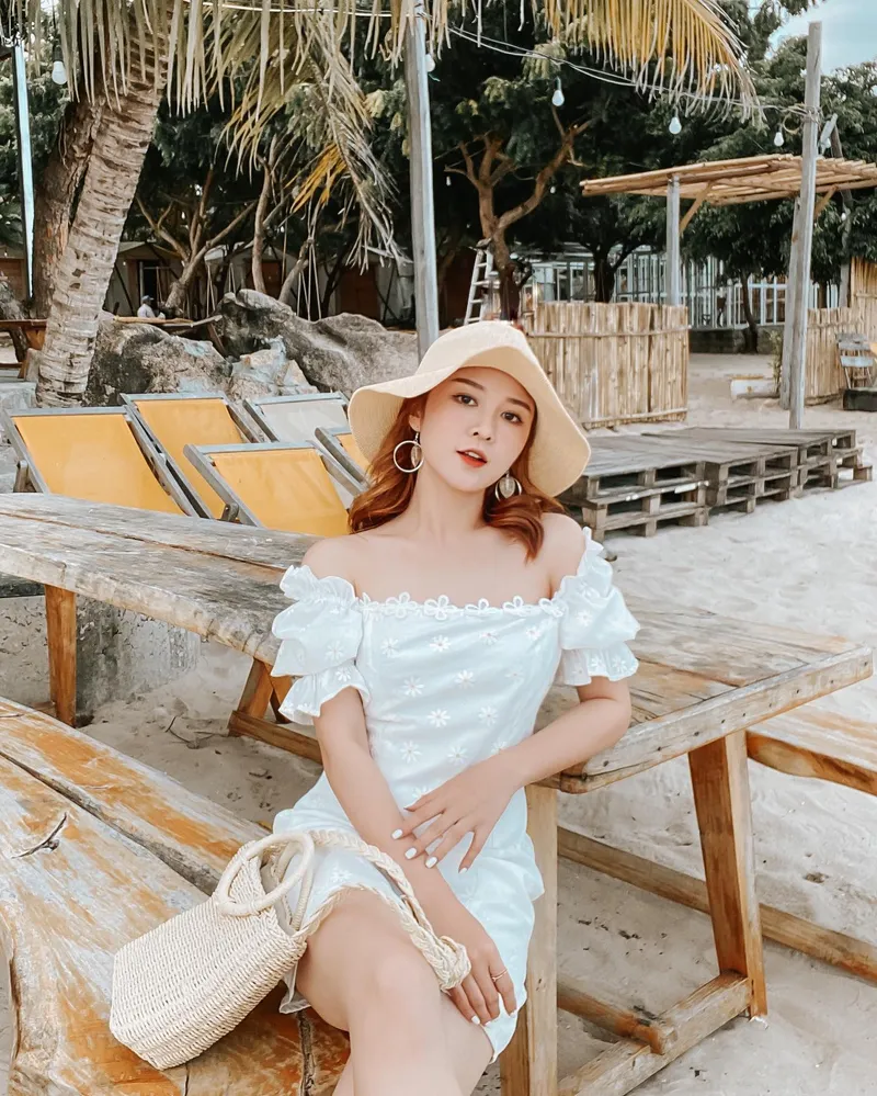 Ribi Sachi trông thật xinh đẹp và gợi cảm