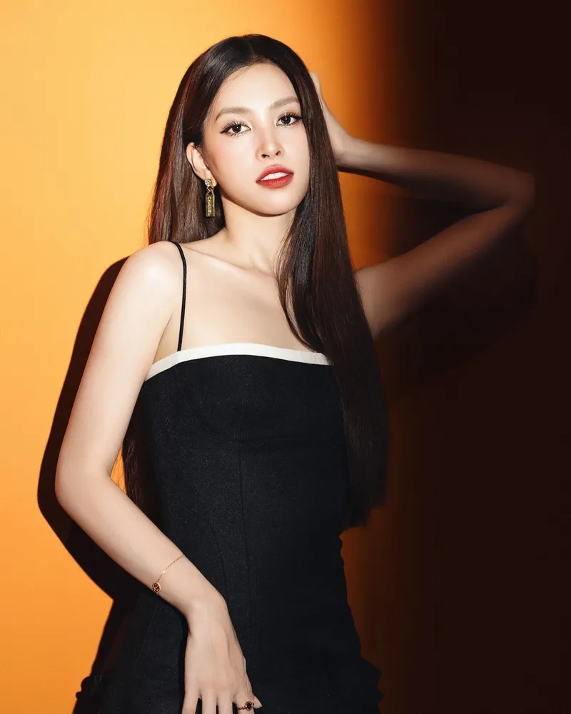 Xem ảnh sexy Tiểu Vy mới nhất